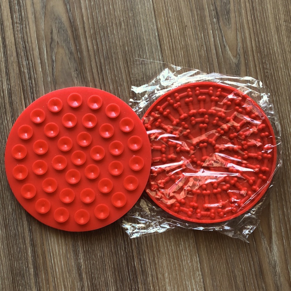 Dog Food Treat Mat Silicone With Suction Cup Self-Adhering Adjustable Red